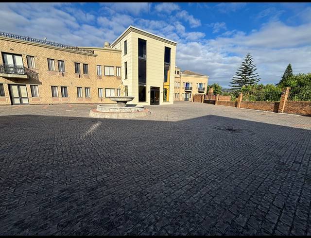 189M² OFFICE TO LET IN TYGER VALLEY